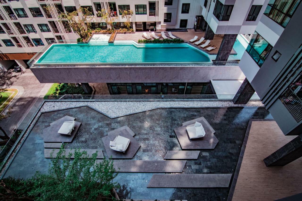Apartemen The Base By